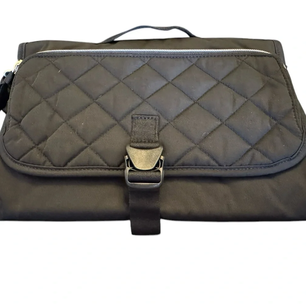 Vera Bradley Black Diaper Changing Travel Pad - Picture 10 of 10